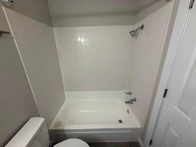 Building Photo - 105 N Garth Ave