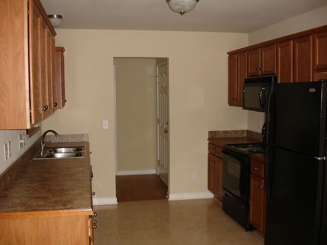 Building Photo - 3601 Sherbourne Ln