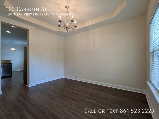 Building Photo - 123 Carruth St