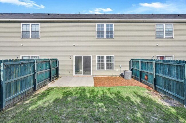 Building Photo - 285 Cantle Dr