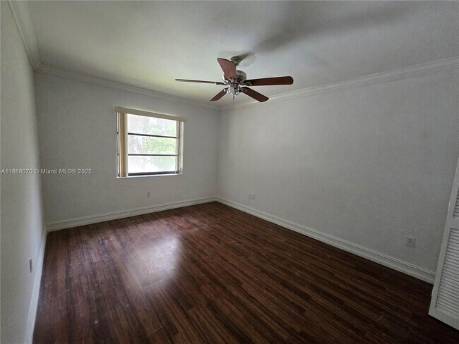 Building Photo - 8530 SW 149th Ave