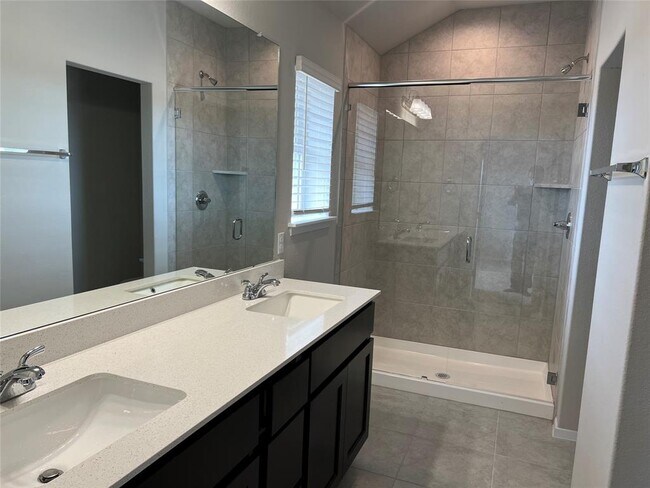 Building Photo - 125 Hidden Branch Cv