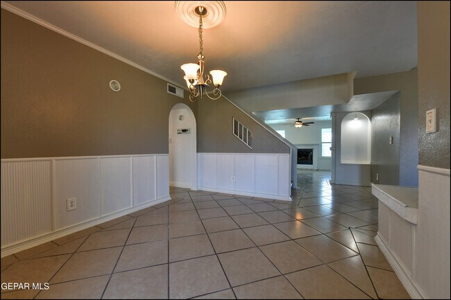 Building Photo - 1744 Gambel Quail Dr