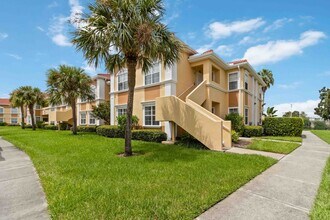Building Photo - Newly updated 2 Bed / 2 Bath condo availab...