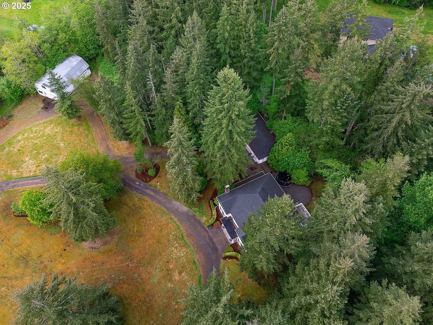 Building Photo - 21416 NE 63rd St