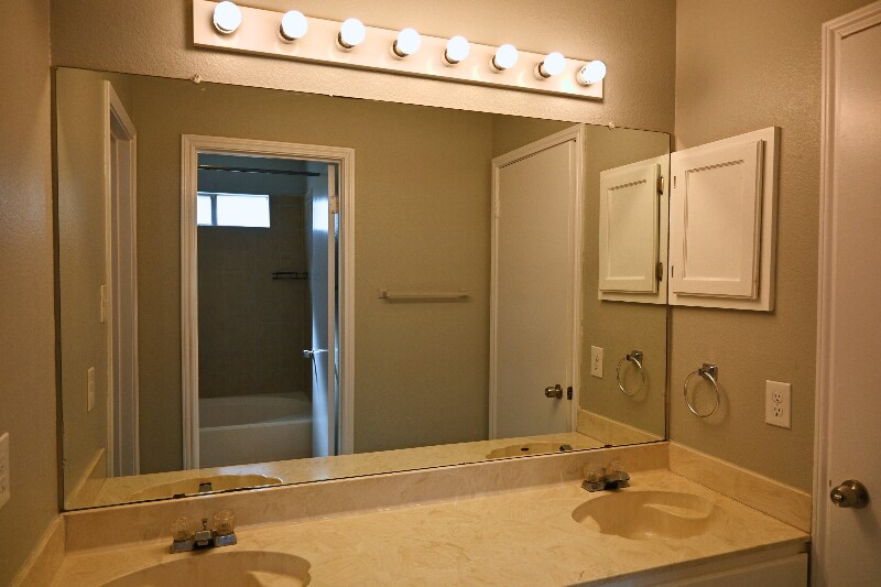 Building Photo - 3138 Smoke Creek