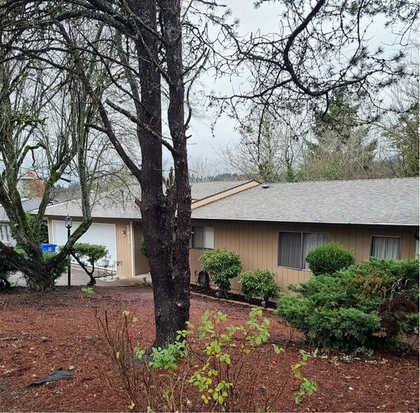 Building Photo - 5819 SW Boundary St