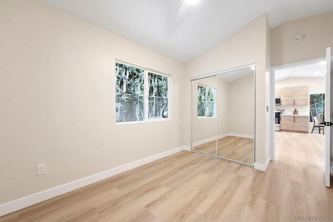 Building Photo - 5517 Lauretta St