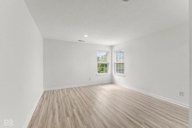 Building Photo - 13711 Alvernon Pl