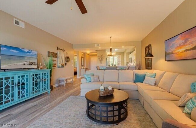 Building Photo - 10700 Ravenna Way