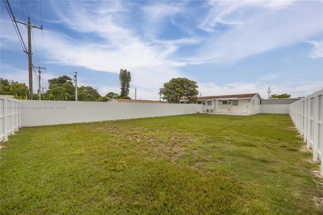 Building Photo - 10521 SW 184th St