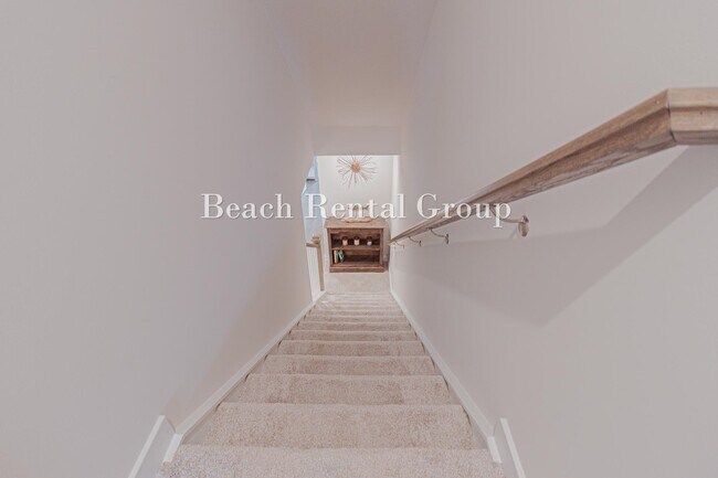 Building Photo - 8907 Hudson Ln