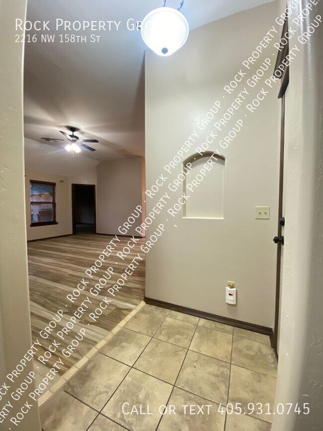 3 Bed/2 Bath Home in Edmond **AMAZING Loc... 2216 NW 158th St Edmond OK 73013 Apartment Finder