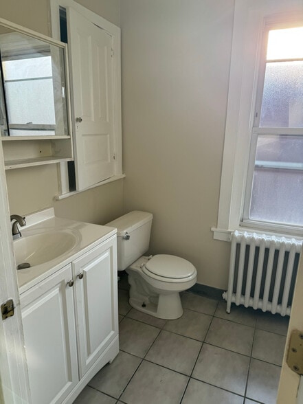 Building Photo - 4524 Springfield Ave