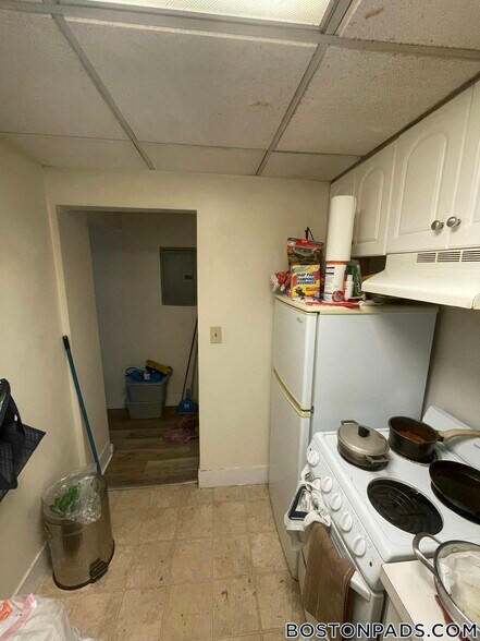 Building Photo - 62 Boylston St