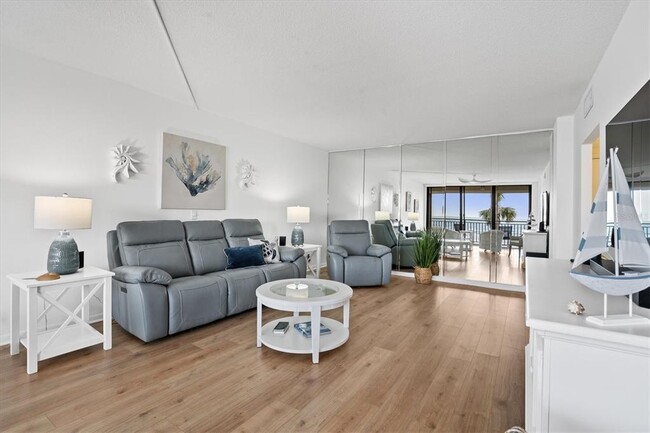 Building Photo - 3820 Gulf Blvd