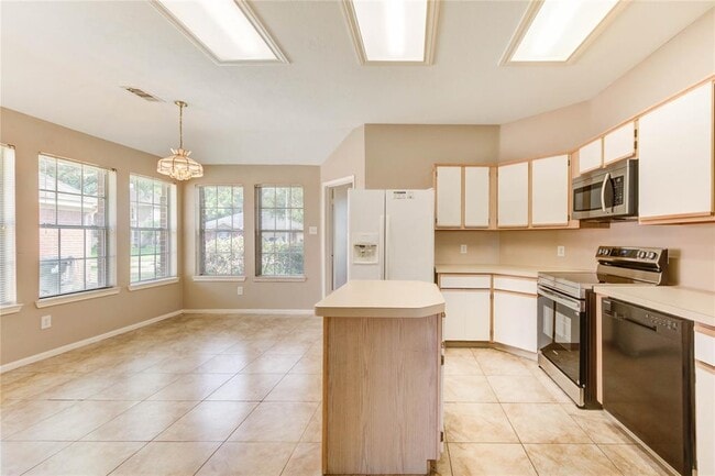 Building Photo - 4814 Cotter Ln