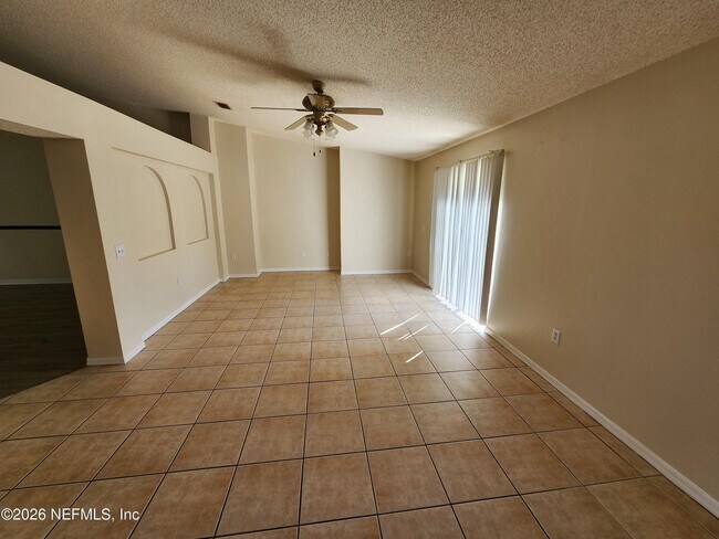 Building Photo - 5940 Wentworth Cir S