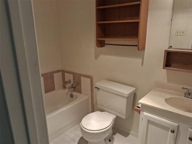 Building Photo - 6441 Wakefield Rd