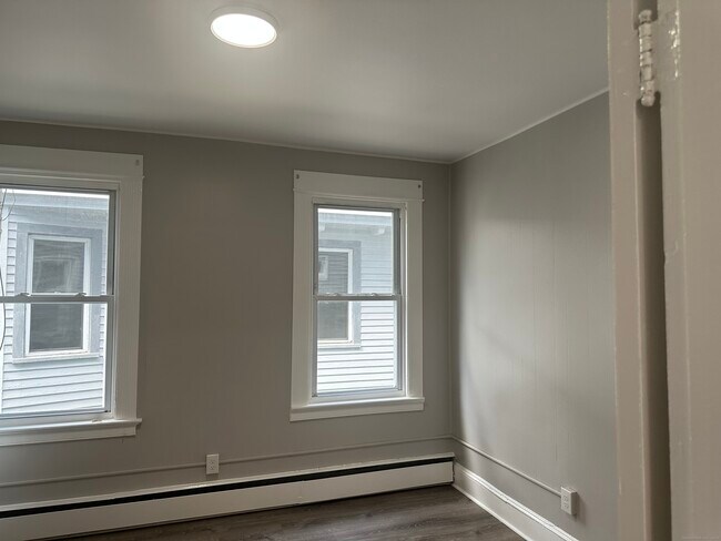Building Photo - 429 Dixwell Ave