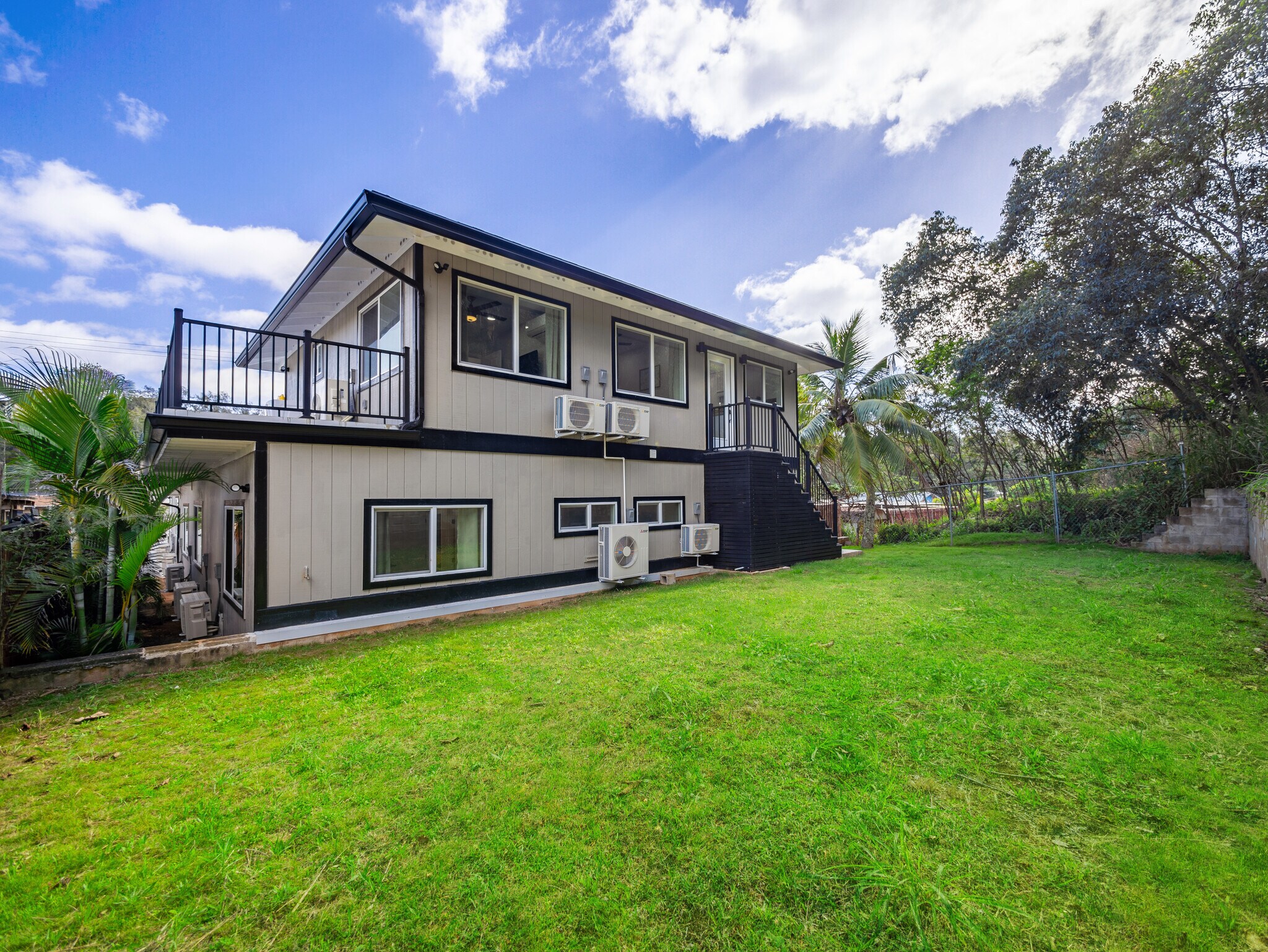 Building Photo - 95-148 Waimakua Dr