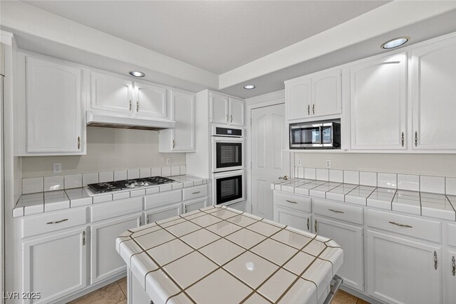 Building Photo - 3708 Dorrington Dr