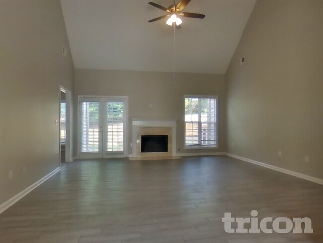 Building Photo - 308 Trail Spring Ct