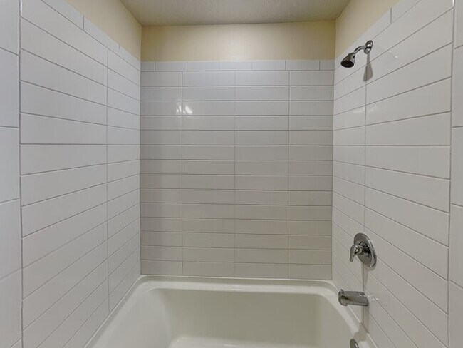 Building Photo - 4561 Sparkling Shell Ave