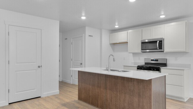 Building Photo - 1936 E Corriente Dr