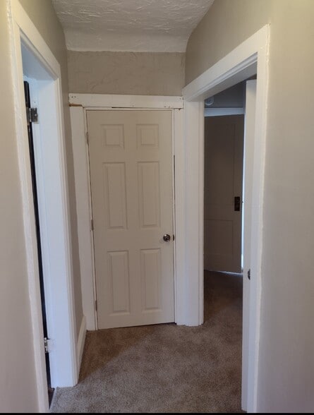 Building Photo - 2023 S 24th St