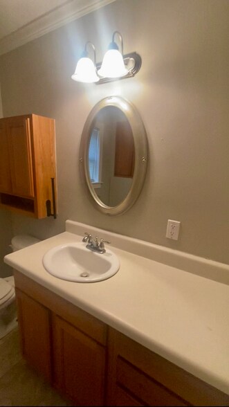 Building Photo - 4019 MS-44