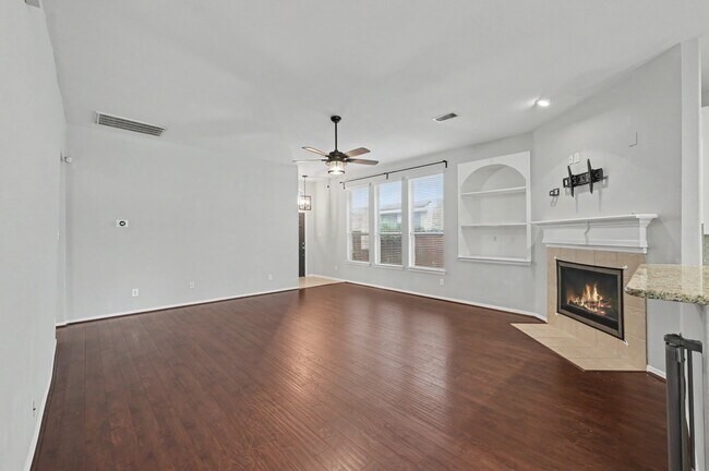 Building Photo - 7023 Durango Creek Dr