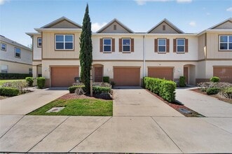 Building Photo - 3842 Hampstead Ln