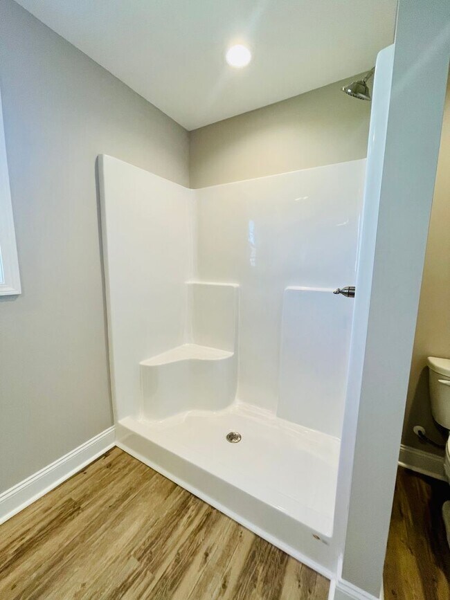 Building Photo - 1 year New 3bd / 2ba w/ high end finishes, right in the heart of Conway!!