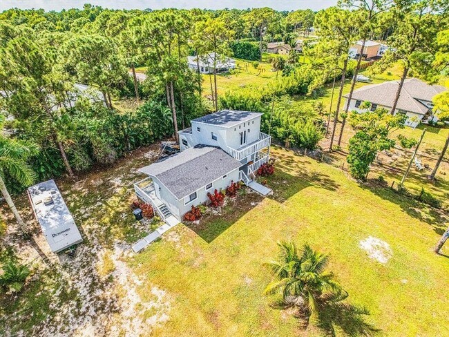 Building Photo - 17852 94th St N