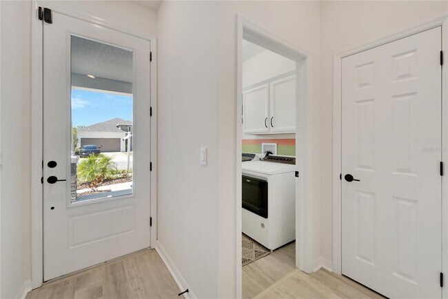 Building Photo - 5414 Silver Sun Dr