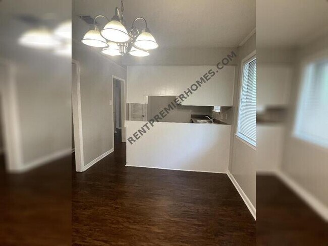 Building Photo - 11301 Donnie Dr