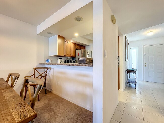 Building Photo - 462 Bouchelle Dr