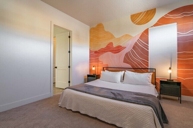 Building Photo - Adventure House!