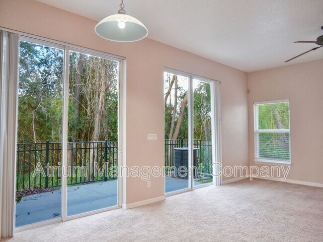 Building Photo - 590 Pinebranch Cir