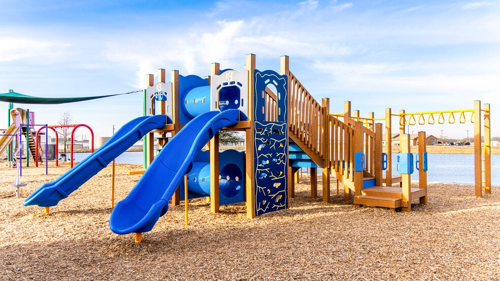 Building Photo - 1613 Applegate Way