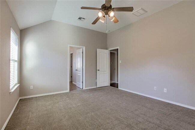 Building Photo - 799 Clear Springs Hollow