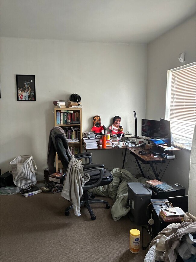 Building Photo - 3423 Ward St