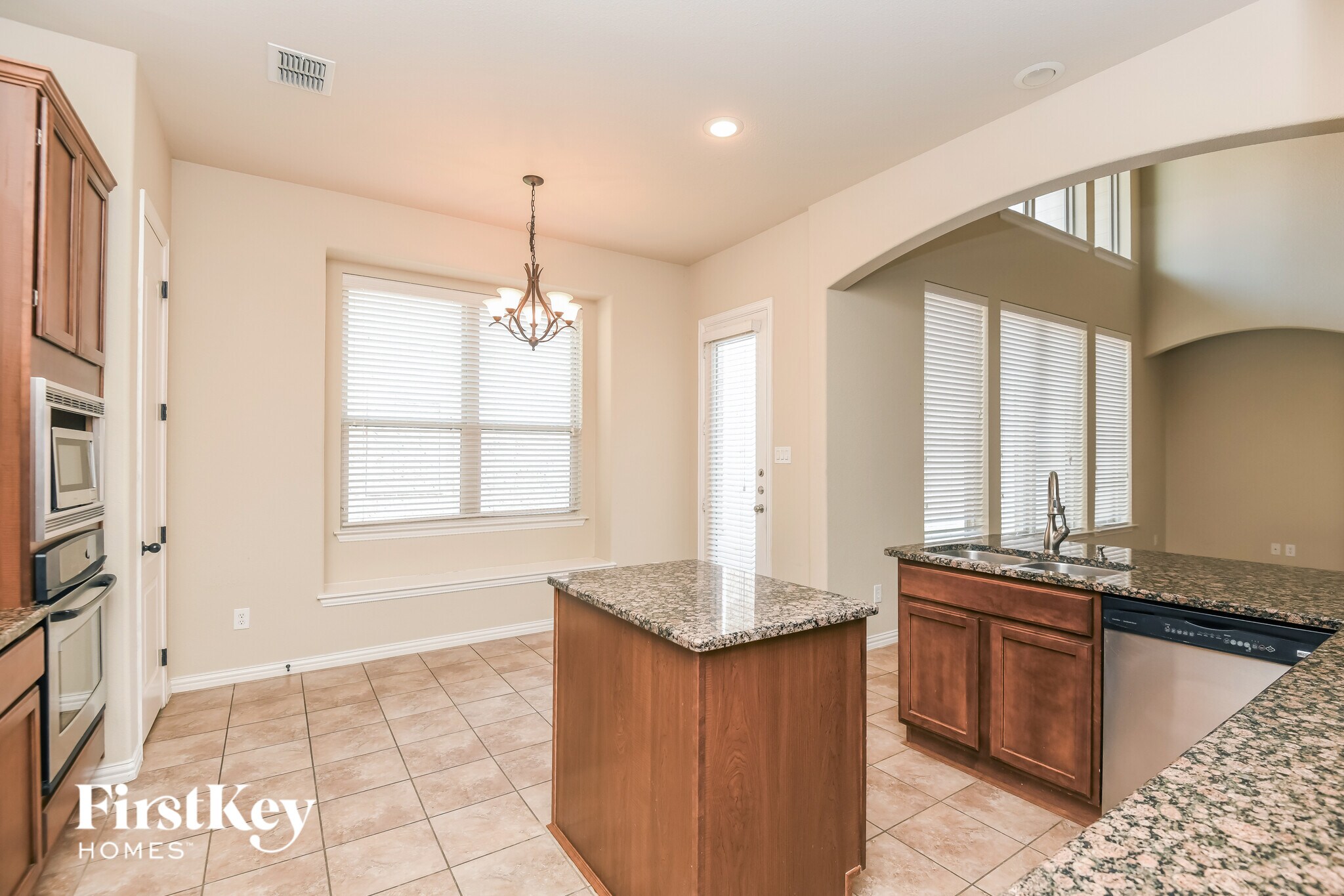 Building Photo - 2488 Deer Run