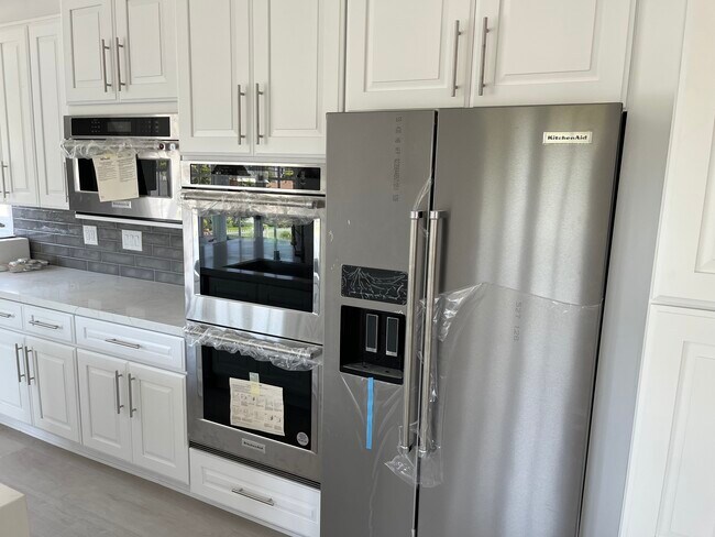 Building Photo - 26956 Calle Maria