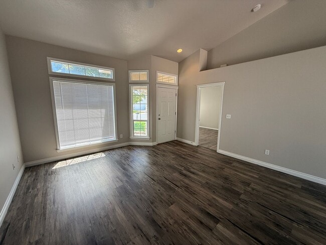 Building Photo - Beautifully Remodeled 4-Bedroom Nampa Home with Private Backyard.