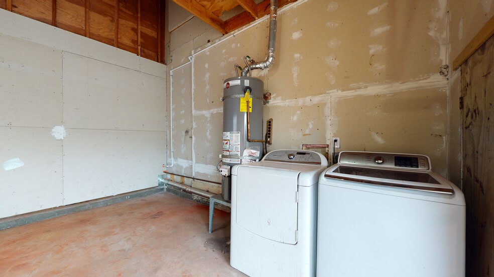 Building Photo - 1006 Tilton Ave