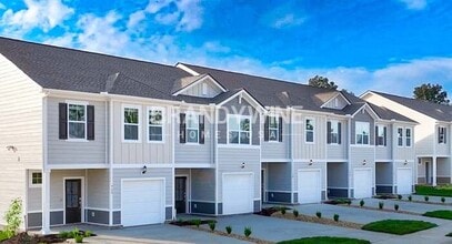 Building Photo - 752 Big Bend Ct