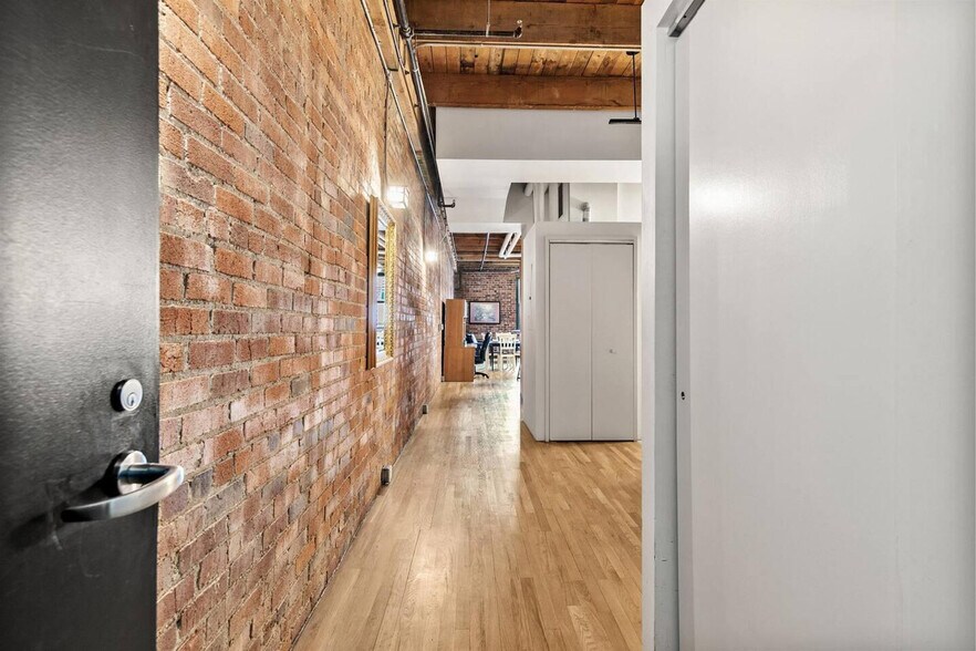 Building Photo - 1890 Wewatta St