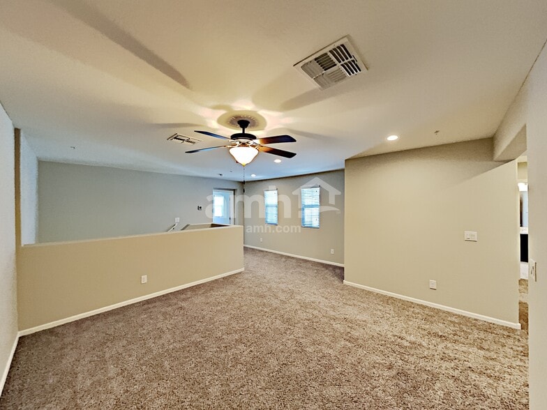 Building Photo - 20749 W Point Ridge Rd